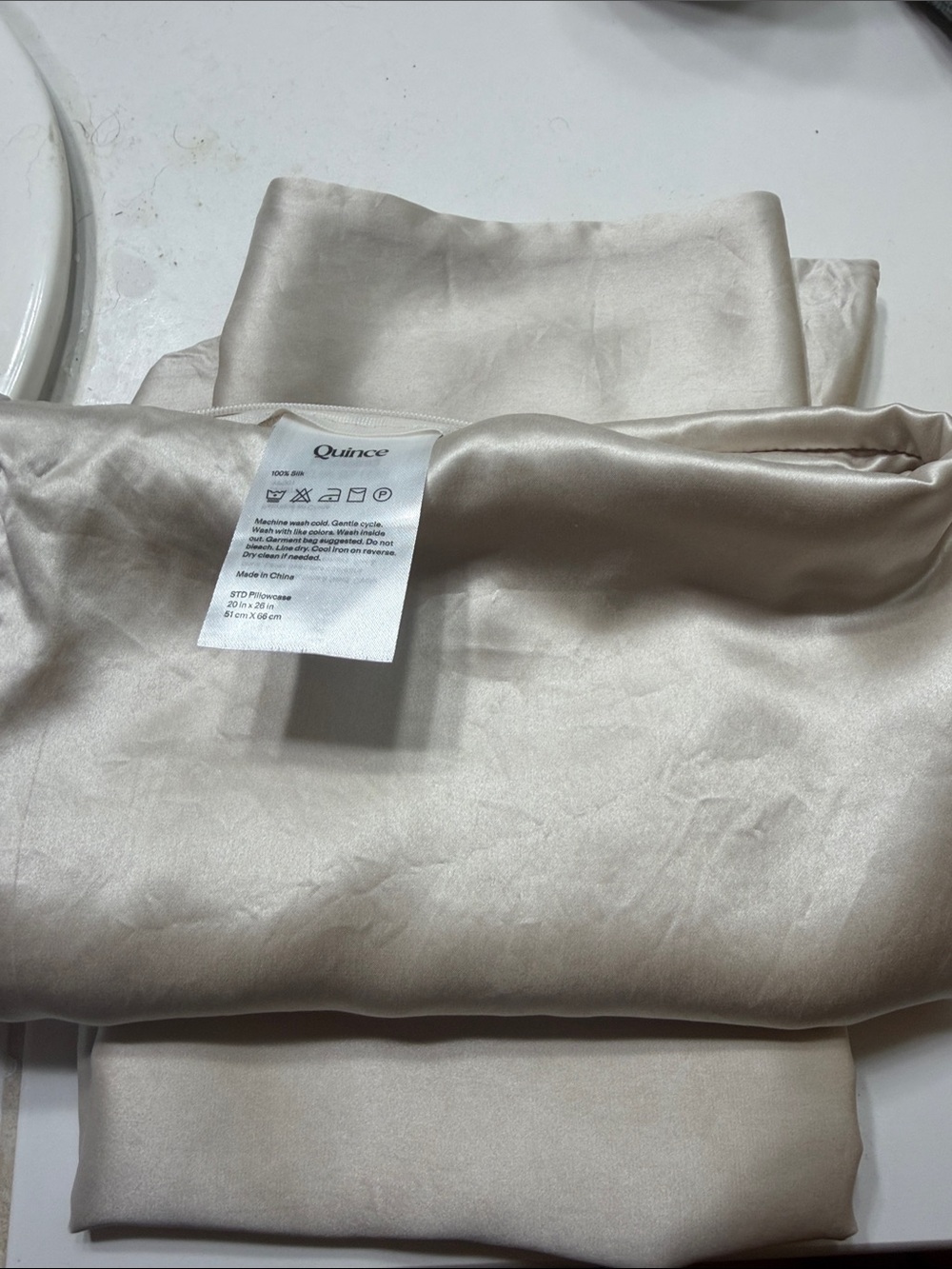 Quince Silk beige pillowcases